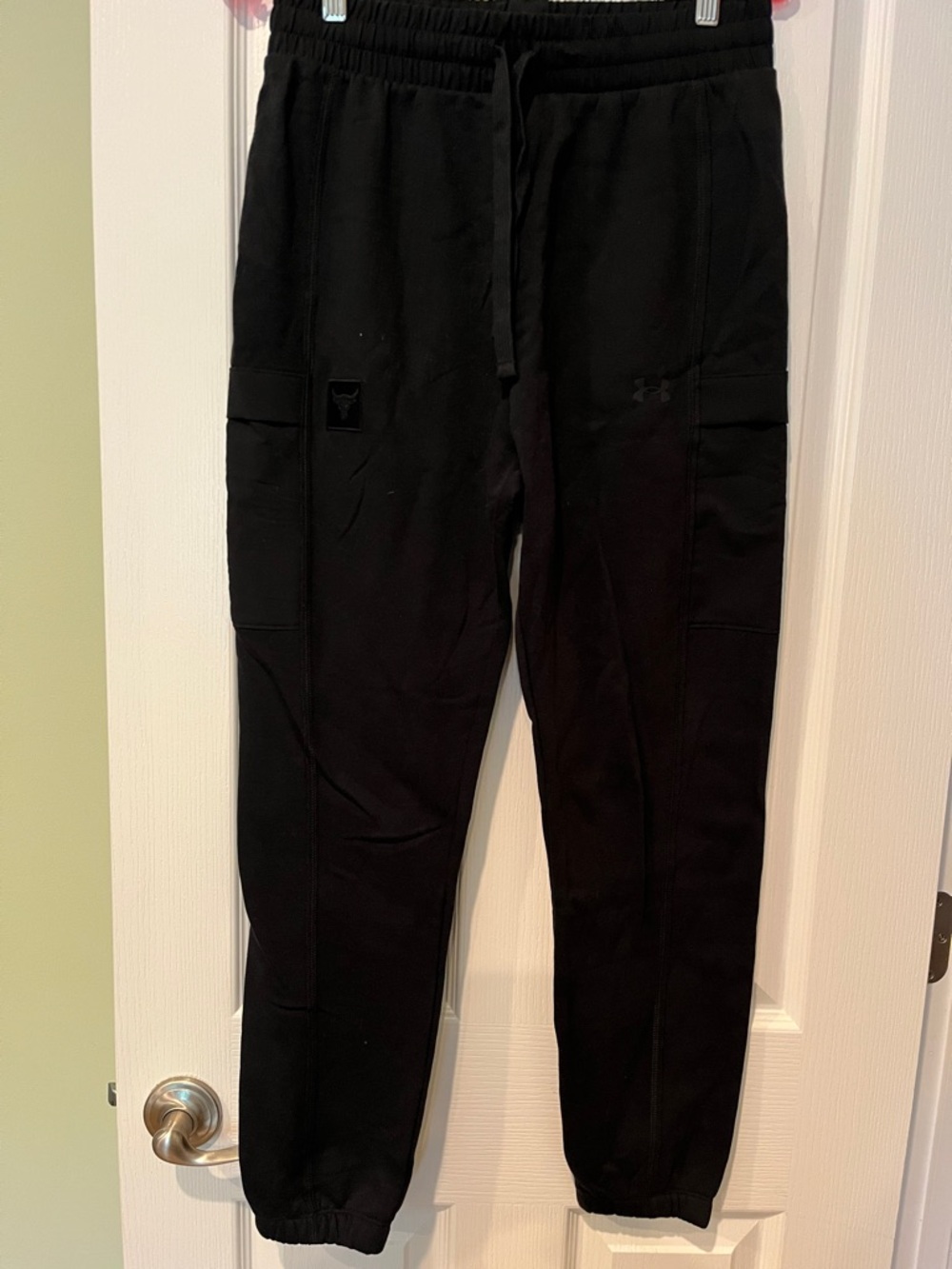 Under Armour Black Men’s/Women’s Cargo Joggers with Elastic Waist